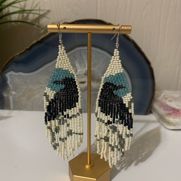 handmade Jewelry - Hand made Native American/ boho style Beaded Earrings